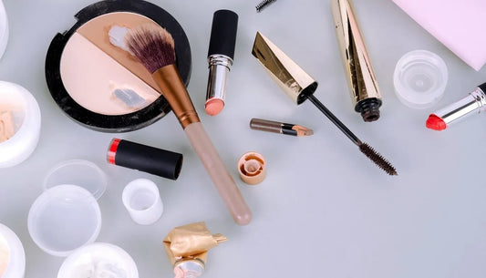 アースデイを機に学ぶ!古くなったコスメの捨て方 | スギ薬局 Beauty Store